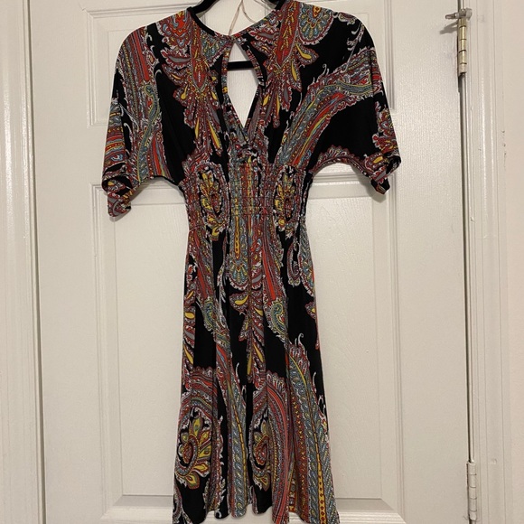 Patterned Dress - Picture 2 of 2
